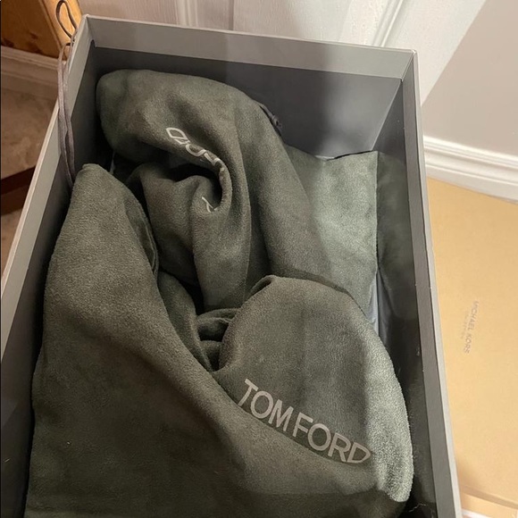 Tom Ford stiletto heel pointed toe pumps - Picture 5 of 6